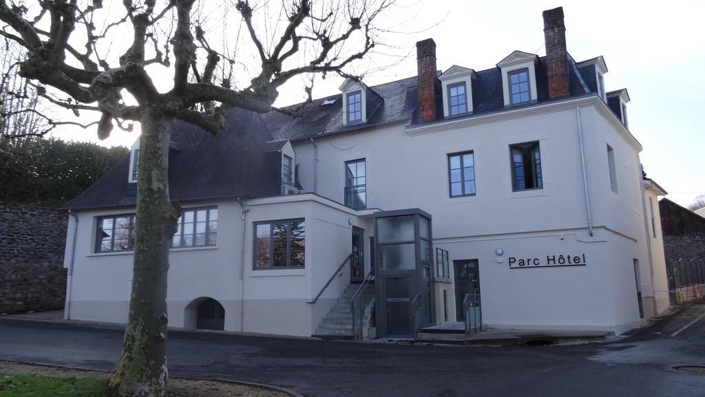 Parc Hôtel Pompadour Arnac-Pompadour Exterior foto